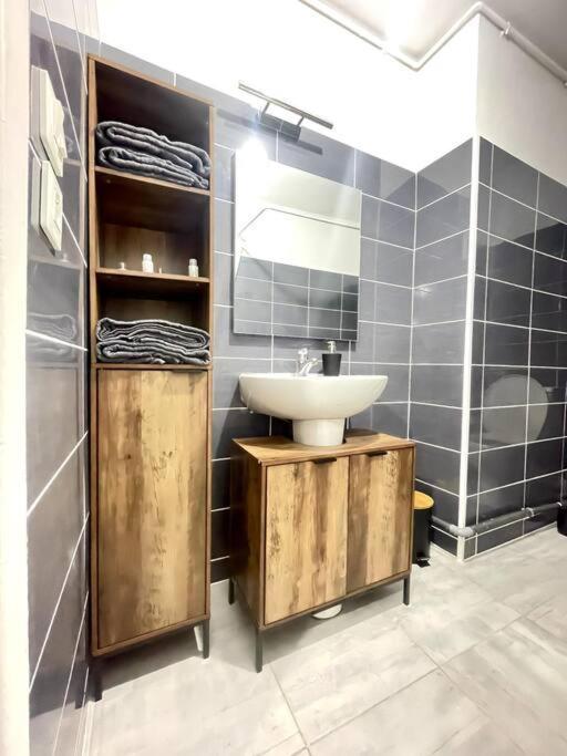 Apartamento Le Havre De Paix Montpellierain - Terrasse Et Parking Prive Exterior foto